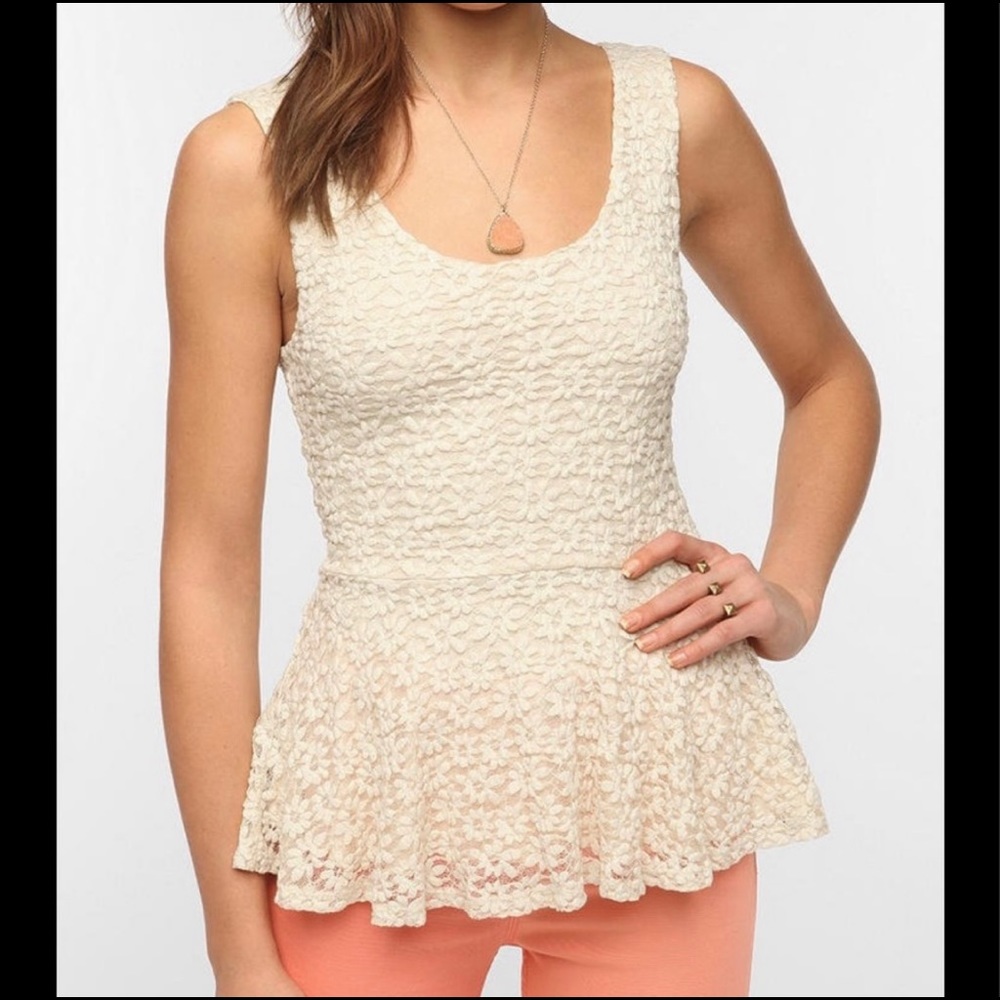 Urban Outfitters Daisy Babydoll Top